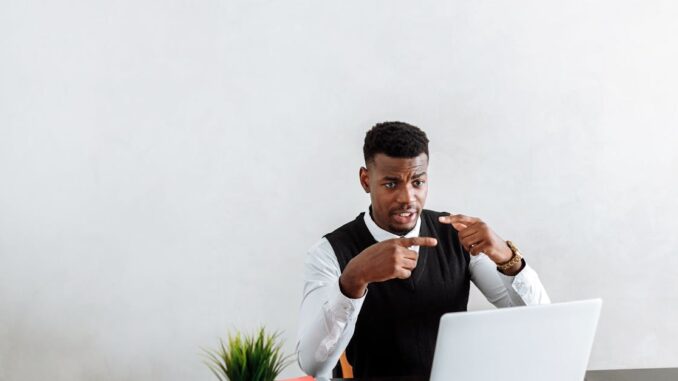 découvrez comment la compression de fichiers peut vous aider à économiser de l'espace de stockage et à faciliter le partage de données. apprenez les techniques et outils essentiels pour compresser efficacement vos documents, images et vidéos.