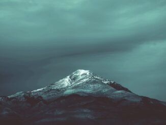 découvrez nos idées d'évasions hivernales : des destinations féeriques, des activités sportives et des séjours cocooning pour profiter au mieux de la magie de l'hiver.