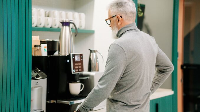 découvrez comment bien préparer votre retraite avec nos conseils pratiques. anticipez les aspects financiers, légaux et personnels pour profiter sereinement de cette nouvelle étape de votre vie.