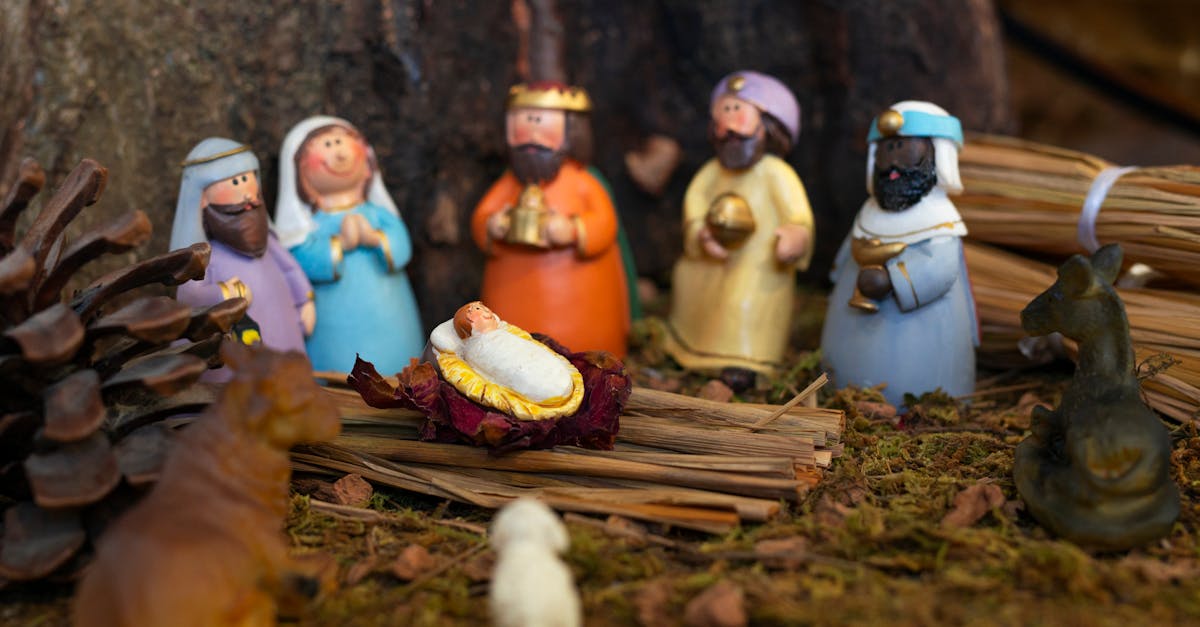 découvrez le sens et l'importance de l'épiphanie, une fête chrétienne célébrée le 6 janvier, marquant la révélation de jésus aux rois mages. explorez les traditions culinaires et culturelles qui entourent cet événement riche en significations.