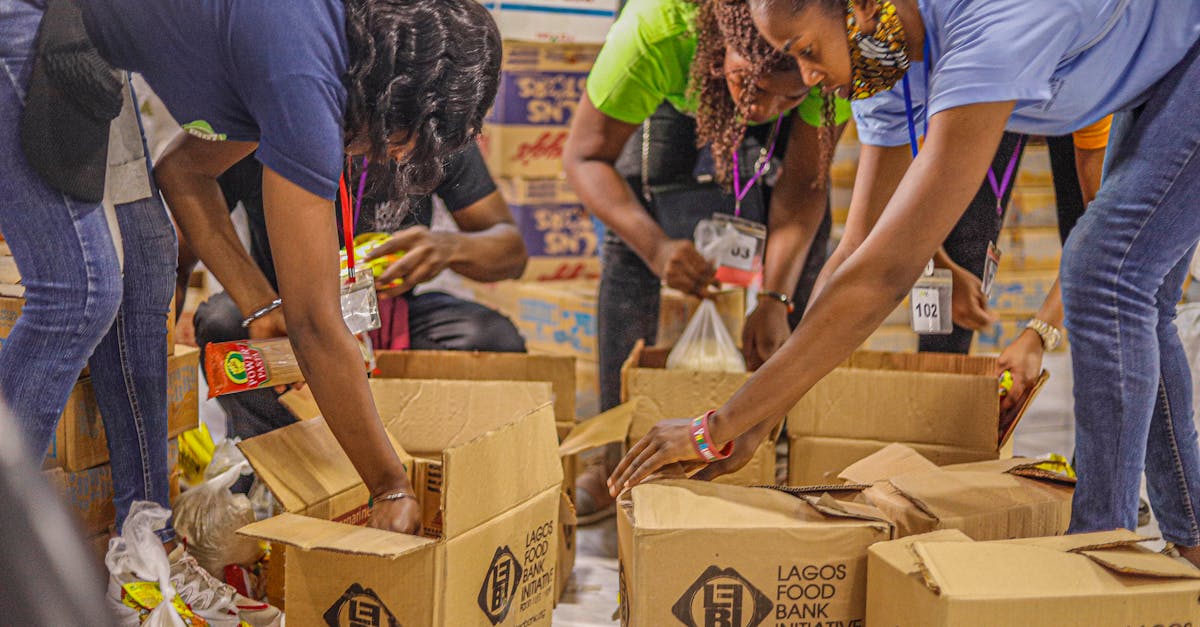 découvrez notre programme d'assistance alimentaire, conçu pour fournir un soutien essentiel aux personnes et familles dans le besoin. offrant des ressources, des conseils et un accès à des aliments sains, nous travaillons ensemble pour lutter contre l'insécurité alimentaire et construire des communautés plus fortes.