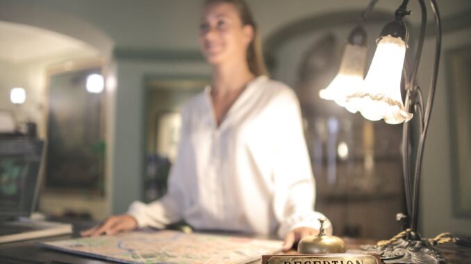 hospitality découvrez l'univers de l'hospitalité, où le service et le confort se rencontrent pour offrir une expérience inoubliable. explorez les tendances, conseils et pratiques exemplaires qui font de chaque séjour un moment privilégié.
