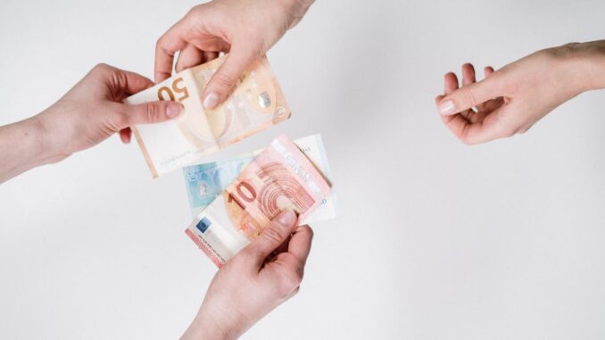bank transfer fees découvrez tout ce qu'il faut savoir sur les frais de virement bancaire, y compris les coûts associés, les comparaisons entre les banques et les astuces pour minimiser ces frais lors de vos transactions financières.