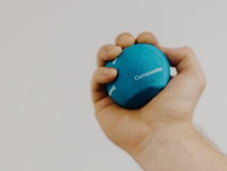 découvrez tout ce que vous devez savoir sur la compression : ses techniques, ses applications et les outils indispensables pour optimiser vos fichiers et gagner de l'espace. explorez les avantages de la compression dans le monde numérique pour améliorer vos performances et faciliter le partage de données.