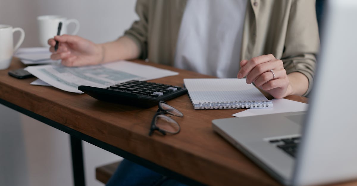 découvrez l'importance de la conservation des documents et apprenez les meilleures pratiques pour gérer, archiver et détruire vos fichiers en toute conformité. optimisez votre gestion documentaire et protégez vos informations sensibles.