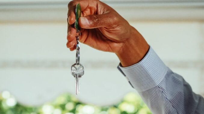 home insurance découvrez nos solutions d'assurance habitation pour protéger votre foyer. profitez d'une couverture complète contre les dommages, le vol et bien plus encore. obtenez un devis personnalisé et sécurisez votre maison dès aujourd'hui.