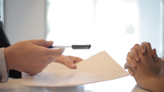 life insurance découvrez l'importance de l'assurance vie pour protéger vos proches et assurer leur avenir financier. apprenez à choisir le bon contrat et les meilleures options adaptées à vos besoins.