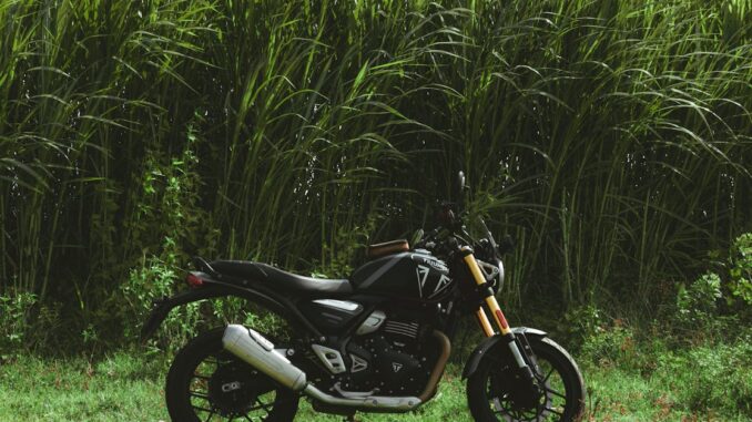 motorcycle insurance assurez votre moto avec une couverture adaptée à vos besoins. comparez les tarifs et les options d'assurance moto pour bénéficier d'une protection optimale sur la route. profitez d'une tranquillité d'esprit tout en roulant.