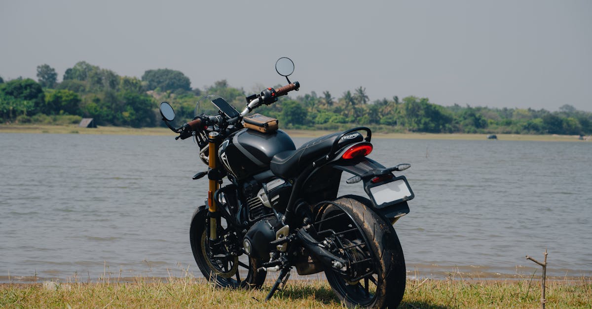 découvrez nos solutions d'assurance moto adaptées à vos besoins. protégez votre deux-roues avec des garanties complètes et un service client de qualité. comparez nos offres et roulez l'esprit tranquille.