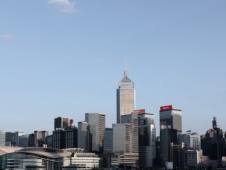 découvrez l'assurance sans papier : une solution moderne et écologique qui simplifie vos démarches, réduit votre empreinte écologique et vous offre une gestion transparente de vos contrats d'assurance.