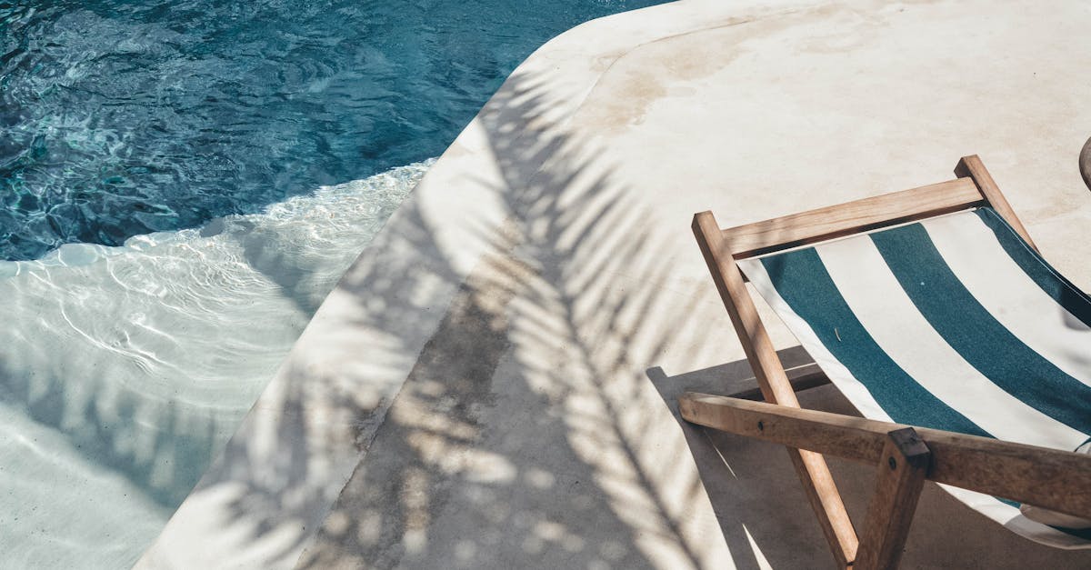 découvrez l'importance de l'assurance piscine pour protéger votre investissement et garantir votre tranquillité d'esprit. obtenez des informations sur les différentes couvertures disponibles et les conseils pour choisir la meilleure police d'assurance pour votre piscine.