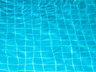 protégez votre piscine avec notre assurance dédiée. bénéficiez d'une couverture complète contre les accidents, les dommages et les responsabilités. assurez votre tranquillité d'esprit et profitez de l'été en toute sérénité.