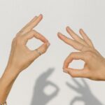 découvrez notre collection de bijoux en argent, alliant élégance et modernité. chaque pièce est soigneusement conçue pour sublimer votre style, que ce soit pour une occasion spéciale ou un usage quotidien. explorez notre gamme de colliers, bracelets, boucles d'oreilles et plus encore!