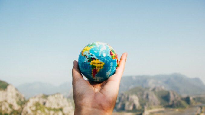 travel insurance découvrez l'importance d'une assurance voyage pour protéger vos aventures. profitez de votre voyage en toute sérénité avec une couverture adaptée aux imprévus, que ce soit pour des annulations, des urgences médicales ou la perte de bagages. voyagez en toute tranquillité avec notre guide sur l'assurance voyage.