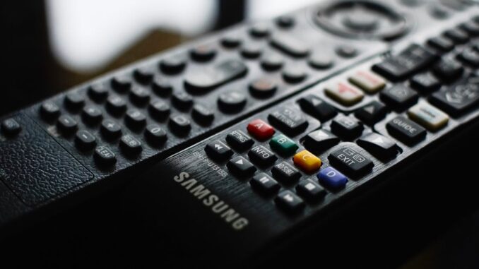 tv selection découvrez notre sélection de télévisions, alliant performance et design pour une expérience de visionnage inégalée. que vous recherchiez une smart tv, un écran 4k ou un modèle oled, trouvez le téléviseur idéal qui répond à vos besoins et votre budget.