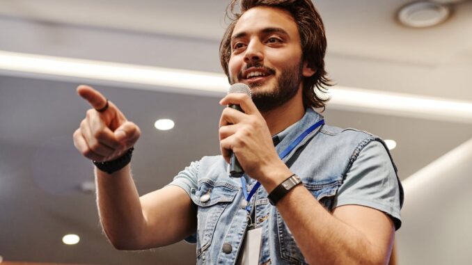 alternator découvrez tout sur les alternateurs : leur fonctionnement, les types disponibles, et l'importance de cet élément essentiel pour votre véhicule. optimisez la performance de votre voiture en apprenant à choisir le bon alternateur et à l'entretenir.