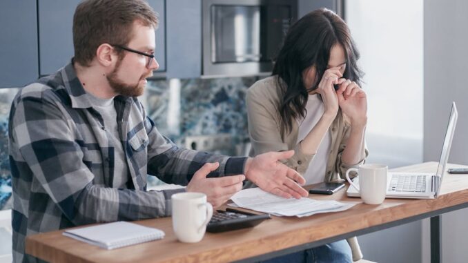 financial distress indicators découvrez les principaux indicateurs de détresse financière qui permettent d'évaluer la santé économique d'une entreprise. apprenez à identifier les signes avant-coureurs pour mieux anticiper les problèmes financiers et prendre des décisions éclairées.