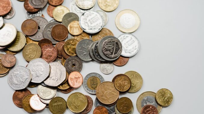 international money transfer découvrez les options pratiques et sécurisées pour vos transferts d'argent internationaux. comparez les frais, les délais et les services pour envoyer de l'argent à l'étranger en toute simplicité.