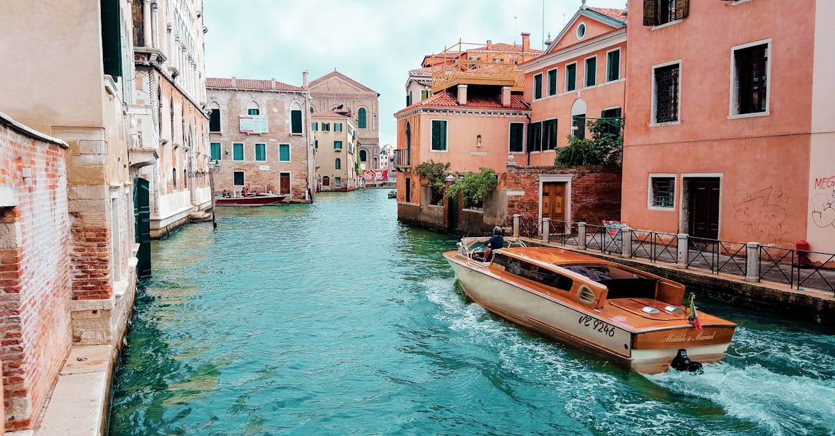 découvrez tout ce que vous devez savoir sur les adresses ip italiennes. apprenez comment les utiliser, les identifier et les avantages qu'elles offrent pour la navigation et la sécurité en ligne en italie.