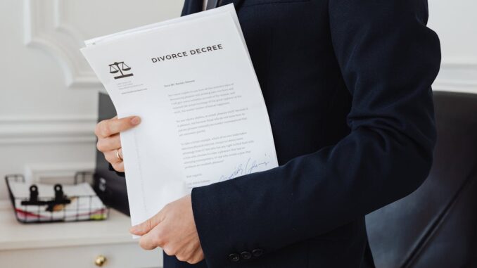 judicial liquidation découvrez tout ce qu'il faut savoir sur la liquidation judiciaire, un processus légal permettant la cessation d'activité d'une entreprise en difficulté. informez-vous sur les conséquences, les étapes et les droits des créanciers pour une meilleure compréhension de cette procédure.