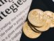 découvrez la signification et l'importance de la valeur nette d'inventaire (vni) dans le domaine de l'investissement. apprenez comment elle est calculée, son impact sur les décisions financières, et comment elle peut influencer vos choix d'investissement.