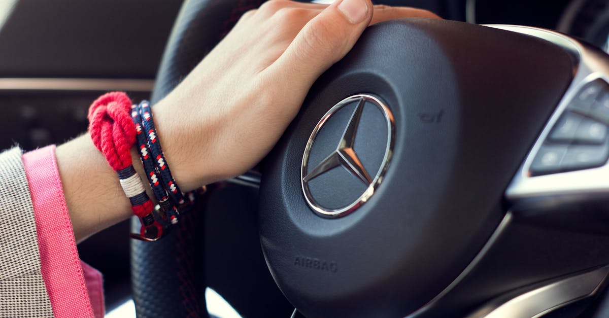 découvrez tout ce qu'il faut savoir sur les airbags takata, leur fonctionnement, les problèmes de sécurité rencontrés et les mesures à prendre pour assurer votre sécurité sur la route.