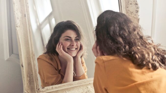 self-esteem découvrez comment développer et renforcer votre estime de soi. explorez des conseils pratiques, des stratégies efficaces et des ressources pour construire une confiance en soi durable et améliorer votre bien-être personnel.