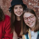 découvrez snapchat, l'application mobile tendance qui permet d'envoyer des photos et des vidéos éphémères à vos amis. explorez des fonctionnalités innovantes comme les filtres créatifs, les stories quotidiennes et les snap map pour rester connecté et partager vos moments en temps réel.